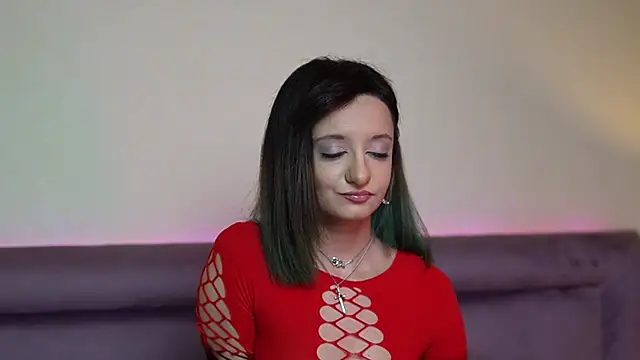 JoelleApril online show from April 2026 07:52:01 PM