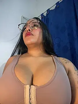 Snapshot of mis-violetha chatting on July 2026 03:04:01 AM mis-violetha online show from July 2026 03:04:01 AM
