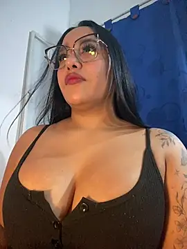 Snapshot of mis-violetha chatting on July 2026 03:07:01 AM mis-violetha online show from July 2026 03:07:01 AM
