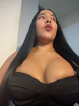 Snapshot of mis-violetha chatting on June 2026 03:07:01 AM mis-violetha online show from June 2026 03:07:01 AM