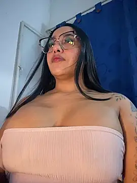 Snapshot of mis-violetha chatting on July 2026 02:55:02 AM mis-violetha online show from July 2026 02:55:02 AM