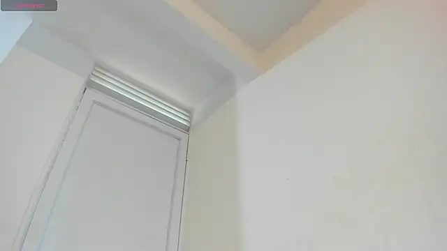 mis-violetha online show from November 2025 12:47:02 AM