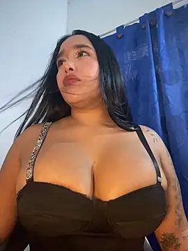 Snapshot of mis-violetha chatting on June 2026 07:55:01 PM mis-violetha online show from June 2026 07:55:01 PM
