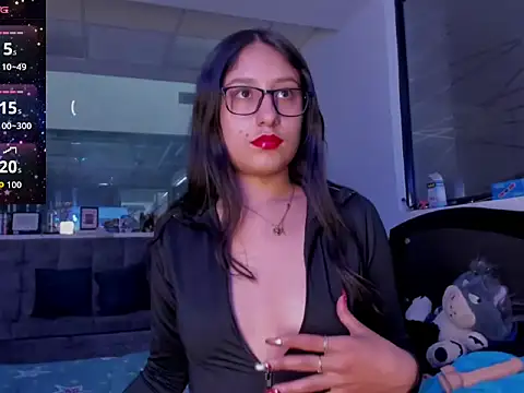 princesstina- online show from January 2026 06:14:01 PM