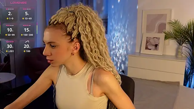 mia silkk online show from December 2025 06:16:01 AM