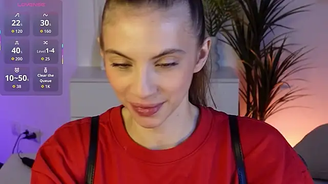 Snapshot of mia_silkk chatting on November 2025 06:13:01 AM mia silkk online show from November 2025 06:13:01 AM