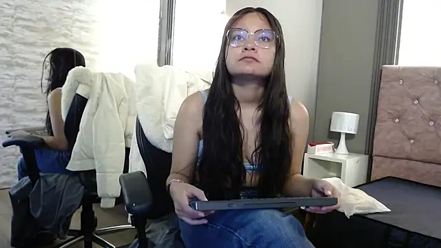  kita online show from November 2025 11:47:02 AM