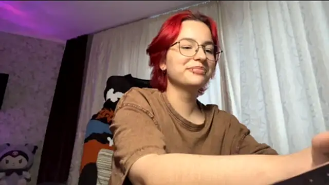 TheaBertch online show from October 2025 02:18:01 PM