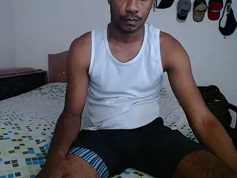 Snapshot of canelorico chatting on July 2026 07:50:02 PM canelorico online show from July 2026 07:50:02 PM