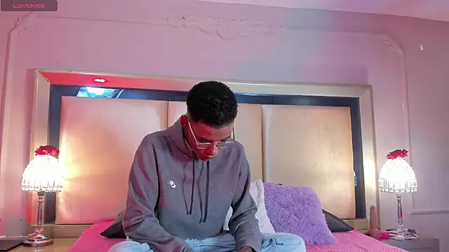 Charlie Storm  online show from March 2026 07:54:02 PM