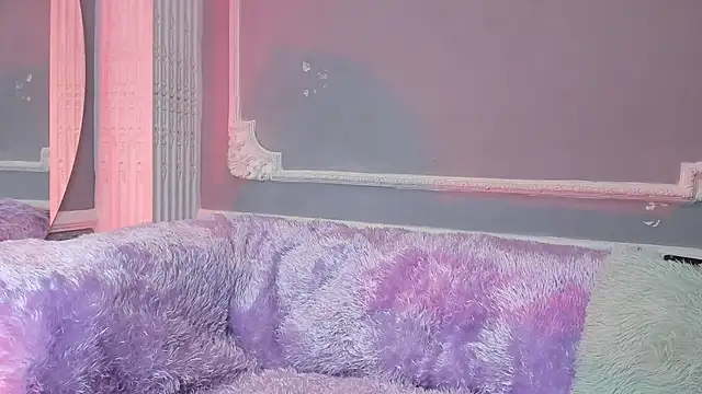 Charlie Storm  online show from November 2025 07:25:01 PM