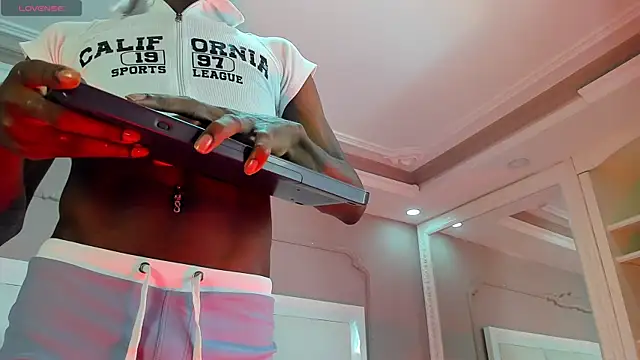 Charlie Storm  online show from November 2025 11:25:02 AM