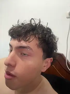 AlessiaLuxx online show from February 2026 01:07:02 AM