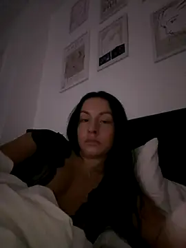 AlecsandraMae online show from October 2025 11:58:02 PM