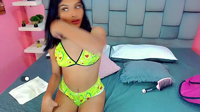 KIISHANNY online show from October 2025 08:21:01 PM