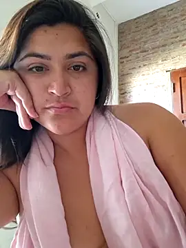 morenalatinaa online show from February 2026 01:10:01 PM