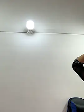 Adeline 1 online show from November 2025 01:27:02 AM