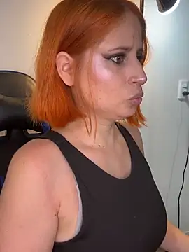 Adeline 1 online show from November 2025 09:19:01 PM