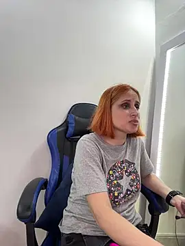 Adeline 1 online show from November 2025 09:29:01 PM