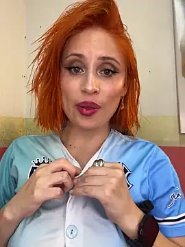 Adeline 1 online show from October 2025 09:03:01 PM