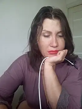 Snapshot of Ambika_beauty chatting on May 2026 01:28:01 PM Ambika beauty online show from May 2026 01:28:01 PM