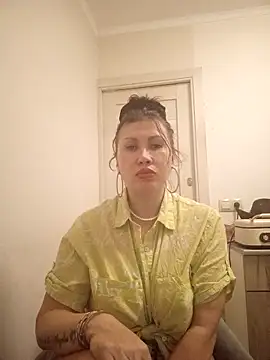 Ambika beauty online show from December 2025 02:49:02 PM