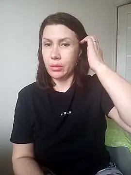 Snapshot of Ambika_beauty chatting on April 2026 01:13:02 PM Ambika beauty online show from April 2026 01:13:02 PM