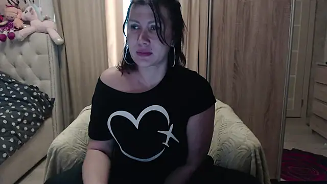 Ambika beauty online show from November 2025 10:27:01 AM