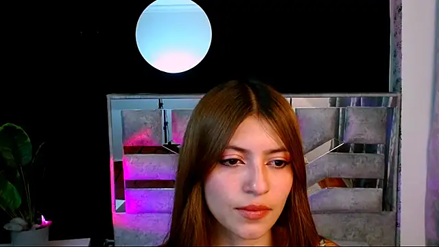 viky evanss online show from November 2025 08:53:02 PM