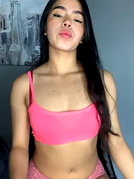 LunaMoore Pink online show from November 2025 01:48:01 PM