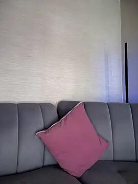 LunaMoore Pink online show from October 2025 01:21:02 PM