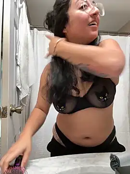 Snapshot of emmy_envy chatting on October 2025 05:36:01 PM emmy envy online show from October 2025 05:36:01 PM