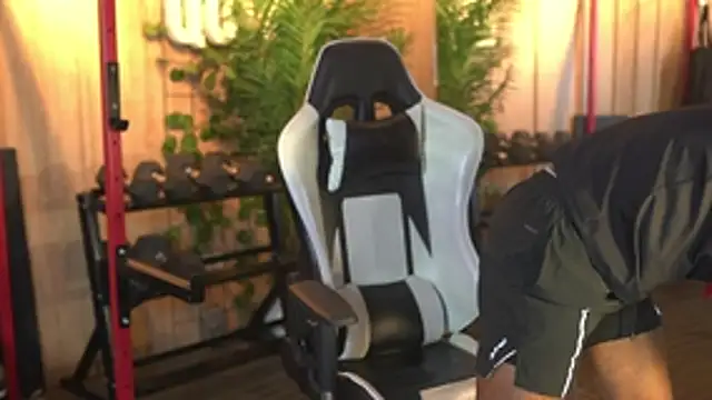 Reik Vonn online show from December 2025 12:22:02 PM