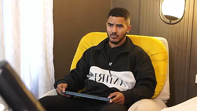 Reik Vonn online show from April 2026 12:34:01 PM