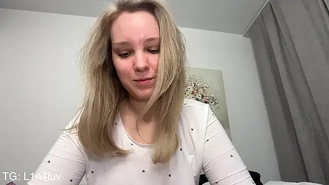 AIicaparkerc online show from February 2026 02:25:01 AM