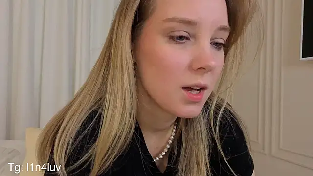 Snapshot of AIicaparkerc chatting on November 2025 09:30:01 PM AIicaparkerc online show from November 2025 09:30:01 PM