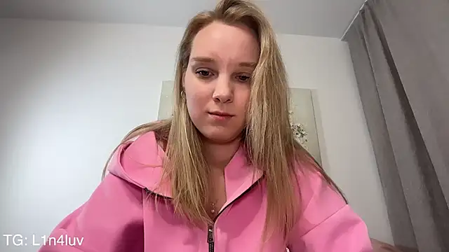 AIicaparkerc online show from April 2026 04:57:02 PM