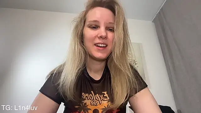 AIicaparkerc online show from March 2026 04:12:02 PM