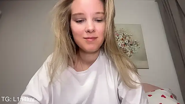 AIicaparkerc online show from March 2026 05:02:01 PM