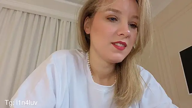 Snapshot of AIicaparkerc chatting on November 2025 09:31:01 PM AIicaparkerc online show from November 2025 09:31:01 PM