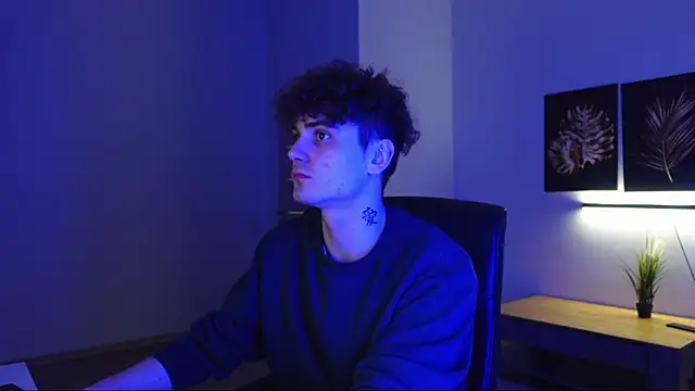 Nick Phillip online show from November 2025 02:29:01 PM