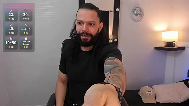 AlukardBig online show from November 2025 12:53:02 PM