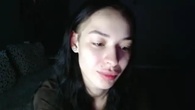 Daphne Darkthorn online show from November 2025 03:43:01 AM