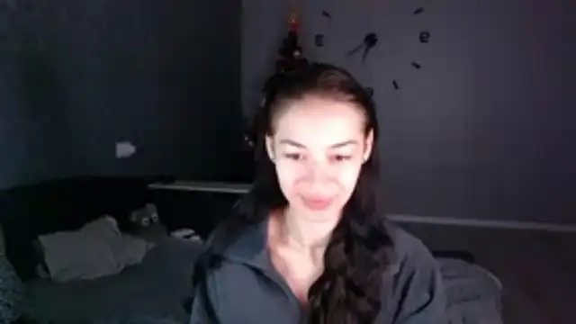 Daphne Darkthorn online show from December 2025 04:17:02 AM