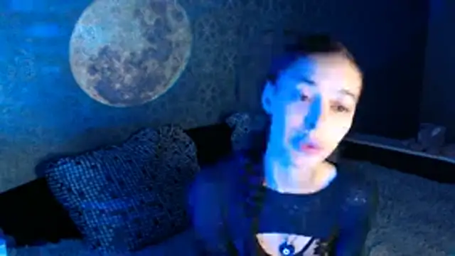 Daphne Darkthorn online show from November 2025 07:29:01 PM