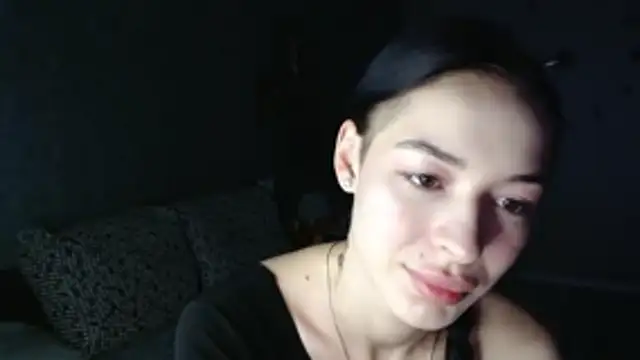 Daphne Darkthorn online show from November 2025 04:17:02 AM