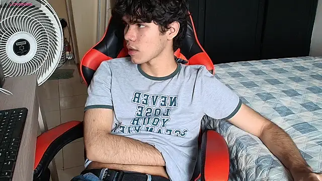 Im Camii online show from November 2025 07:08:01 PM