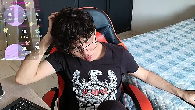 Im Camii online show from November 2025 06:23:02 PM