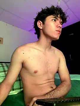 Im Camii online show from December 2025 11:32:02 PM