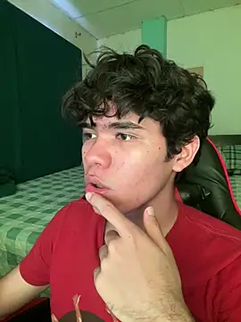 Im Camii online show from November 2025 06:11:02 PM